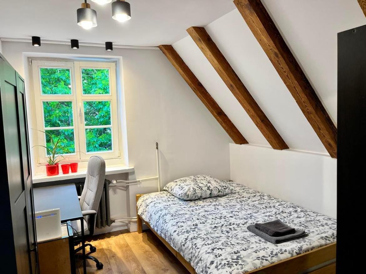 Arsenal Center Apartment *
